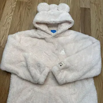 새상품급! 디즈니 리조트 후드 부착 후드티 화이트 퍼 M 사이즈