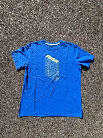 그래픽 프린트 T셔츠 구제 의류