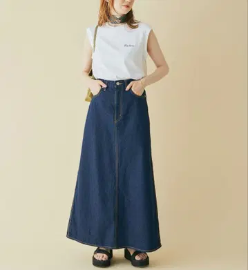 마드모아젤 로페 백 슬릿 데님 롱 스커트