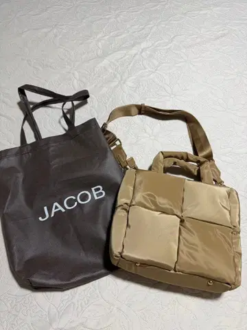 [ 일본 미진출 ] JACOB 쿠션 디자인 숄더백 베이지