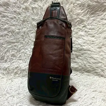 마스터피스 gloss 그로스 바디백 천연 가죽 초코 다크 브라운