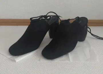 미사용 새상품 에스페란자 뮬 숏부츠 펌프스 리본