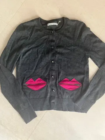 앨리스 올리비아 립 포켓 가디건