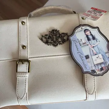 쿠루미 마린 시크릿 시리즈 열쇠 구멍 사첼백