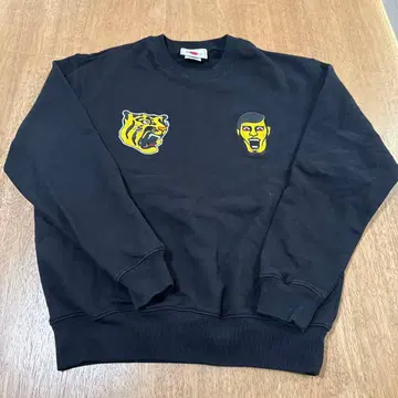 펑크 드렁커스 맨투맨 S 사이즈 한신 타이거즈 2023년 모델