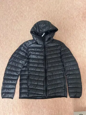 UNIQLO 후드 부착 다운 자켓 S 블랙
