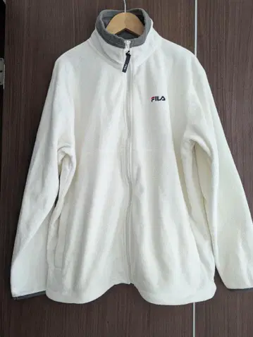 FILA 플리스 자켓 화이트 M 후드티