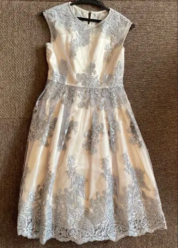 결혼식 경사 드레스 레이스