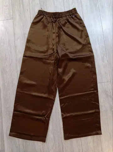 fosie 새틴 이지 팬츠 브라운