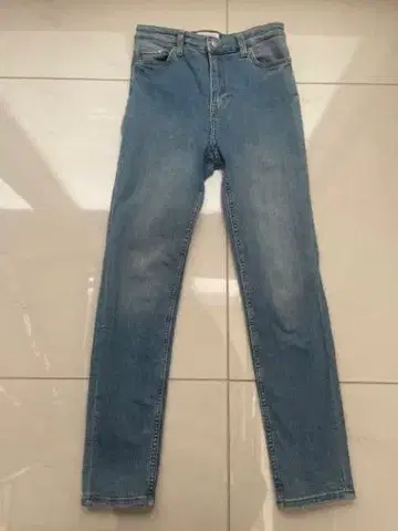 라이트 블루 스키니 데님 하이웨스트