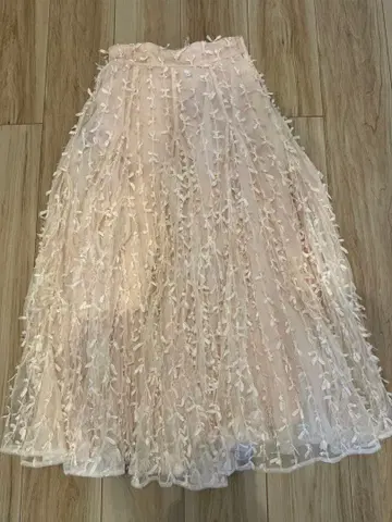 리본 장식 핑크 튤 롱 스커트