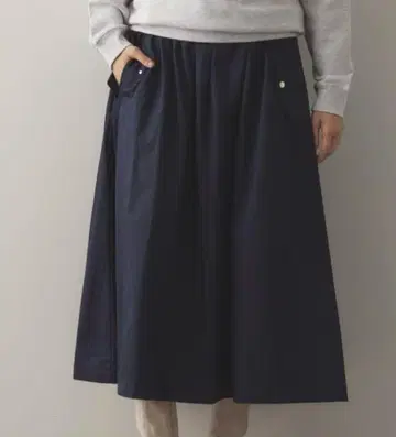 OPAQUE. CLIP 오파크 클립 밀리터리 볼륨 스커트