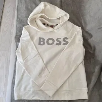새상품급 BOSS 화이트 후드티 M 사이즈