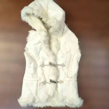 후드 부착 베스트 화이트