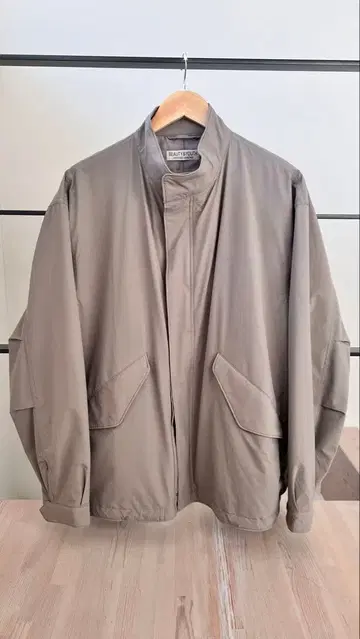 경량 베이지 오버 사이즈 자켓