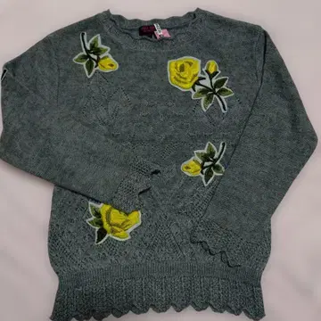YUKI TOYII 그레이 꽃무늬 자수 아플리케 니트 스웨터