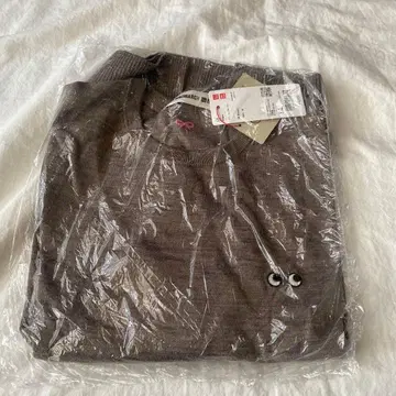 유니클로 안야 힌드마치 메리노 크루넥 스웨터 3XL 브라운