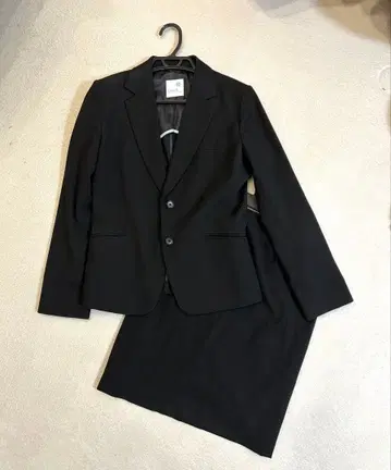 [ 취업활동 ] earth 블랙 스커트 수트