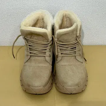 베이지 스웨이드 어그 부츠