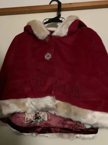 시크릿허니 새상품 디즈니 미녀와 야수 퍼 포함 케이프 사이즈 2