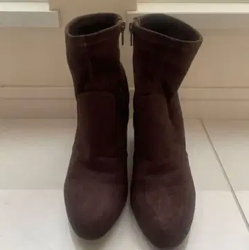 사이드 고어 부츠 다크 브라운 하이힐