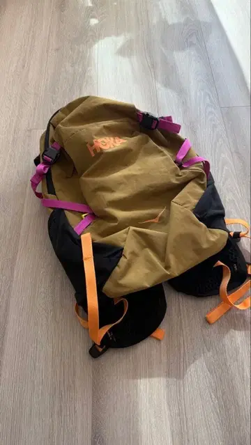 호카 호카 백팩 원사이즈 경량 백팩 아웃도어