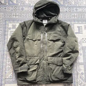 새상품급 UNIQLO White Mountaineering S 다운 자켓