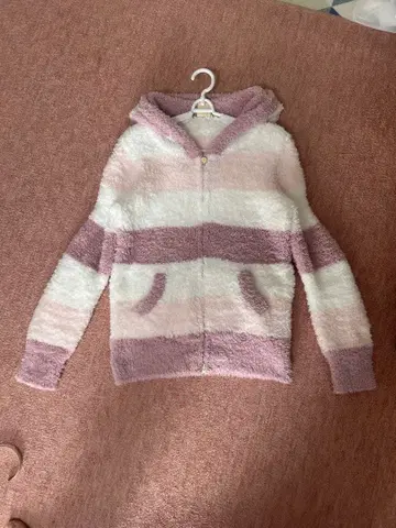 젤라또피케 후드 부착 룸웨어 핑크