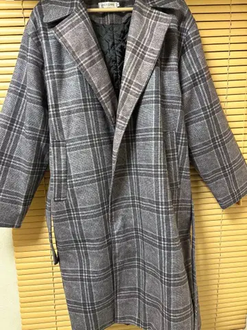 한국 체크 무늬 트렌치코트 에쥬크로