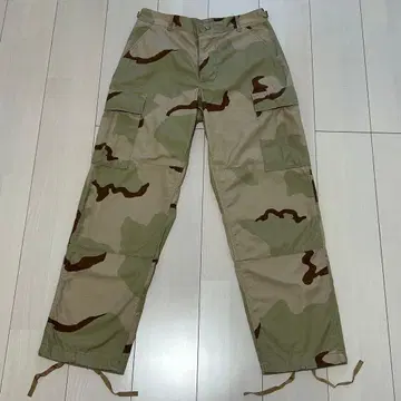 00s US ARMY Desert Camo cargo pants