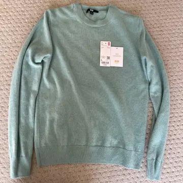 유니클로 캐시미어 크루넥 스웨터 L