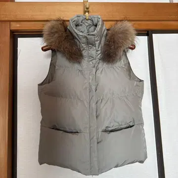 띠어리 럭스 다운 베스트