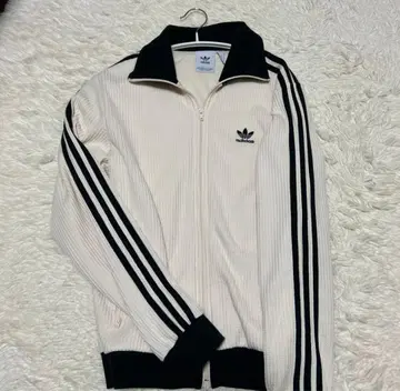 adidas 크림색 와플 트랙 자켓 M