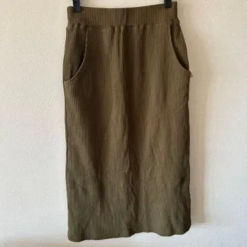 samansa mos 니트 올리브 색상 타이트 스커트 프리 사이즈