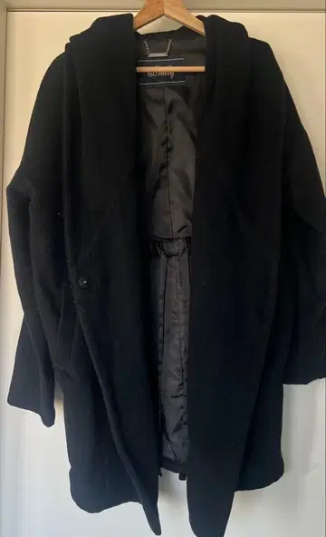 리브 드와 후드 부착 오버 사이즈 블랙 코트 38