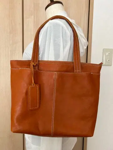 브라운 가죽 토트백