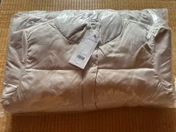 아이보리 다운 자켓