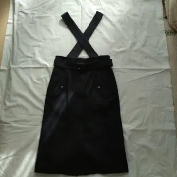 크로스 스트랩 타이트 스커트