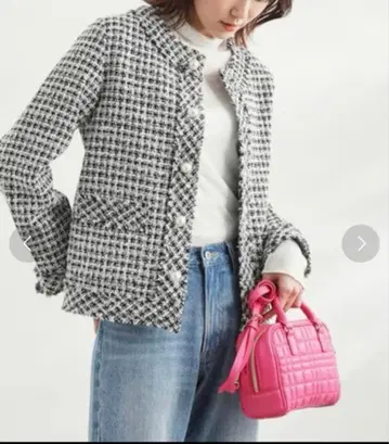 로페피크닉 트위드 펄 버튼 자켓 38(M 사이즈)