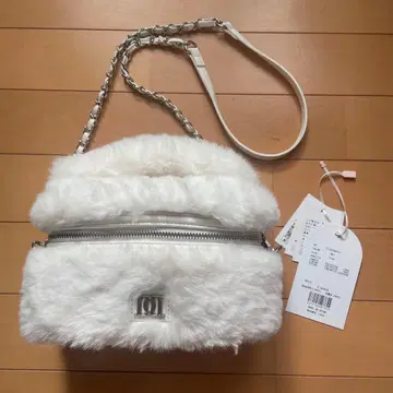 다리치 인조 모피 숄더 미니백 화이트
