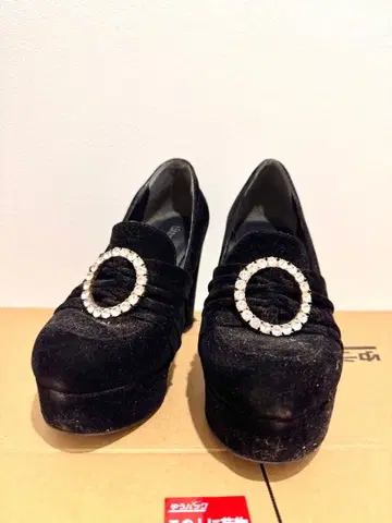 비쥬 버클 통굽 로퍼 (스웨이드)