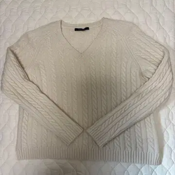 투모로우랜드 맥피 캐시미어 V넥 스웨터