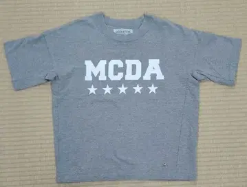 MICA & DEAL 프린트 반팔 T셔츠 그레이