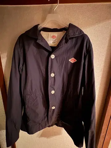 네이비 커버올 버튼 포함