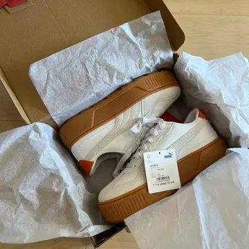 Puma Karmen T2 화이트 메이플 시럽 4.5 UK