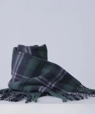 내추럴 뷰티 베이직 소프트 부클 체크 머플러