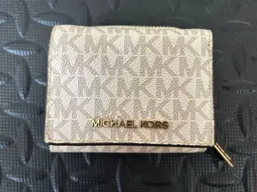 MICHAEL KORS 3단 폴더형 지갑 베이지