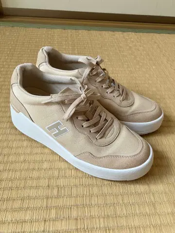 새상품급 호킨스 통굽 스니커즈 베이지 24.0