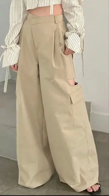 사이드 오픈카 와이드 팬츠