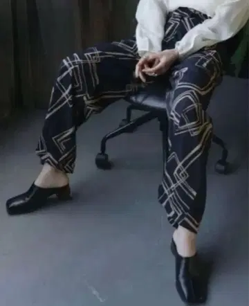 기하학 패턴 하이웨스트 와이드 레그 팬츠